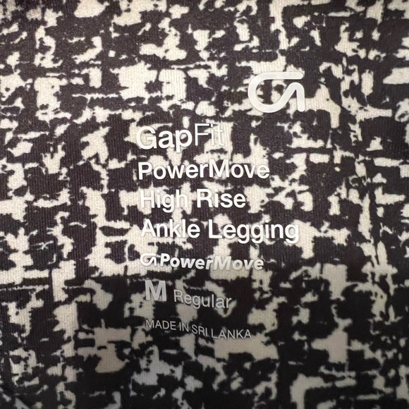 Gap Fit NWT power move leggings size M, ankle  length, high rise - Picture 3 of 5